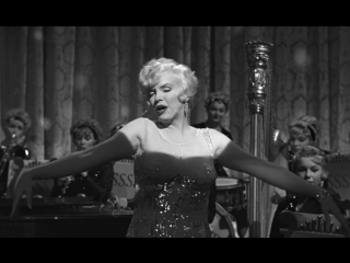 i wanna be loved by you marilyn monroe (some like it hot 1959) big tits big ass natural tits granny